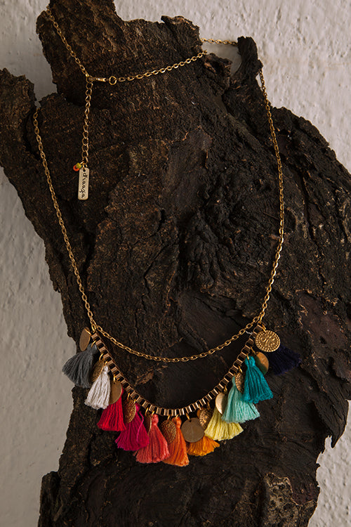 Dhaaga Colour Splash Box Chain Necklace
