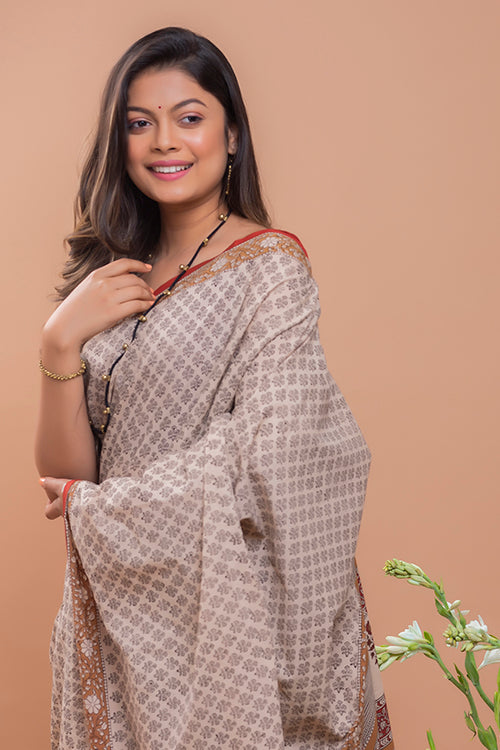 TICH Summer Classics. Bagru Block Printed Mulmul Cotton Saree - Beige & Black Florets