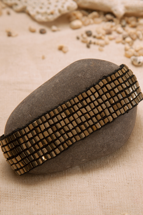 Dhaaga Max Glam Gold Band Bracelet