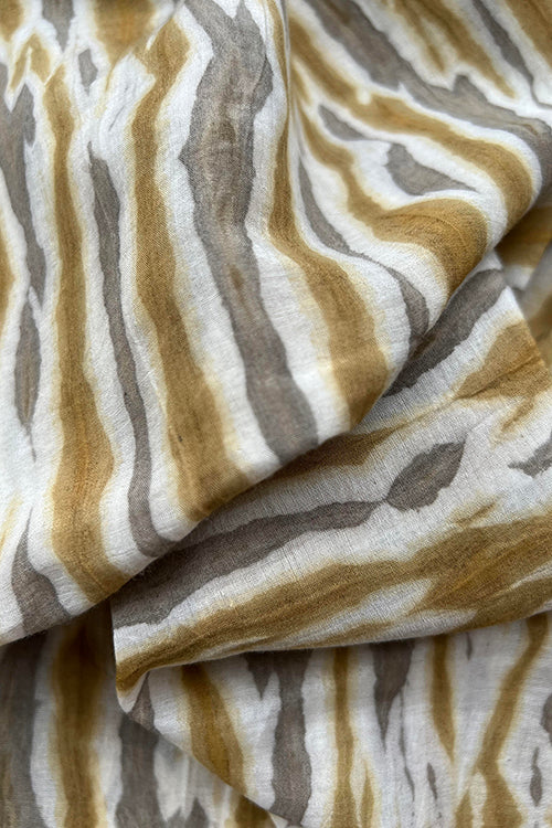 Creative Bee 'nadiya' Natural Dye Shibori Cotton x Silk Fabric (0.50 meter)