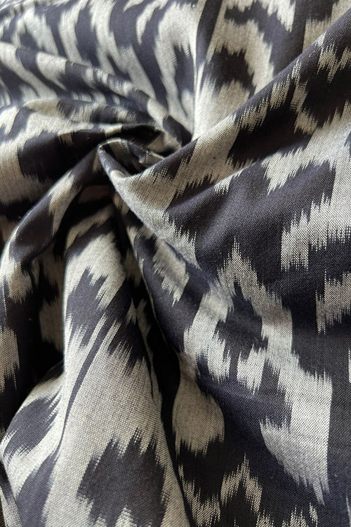 Creative Bee 'explore' Safe Dye Ikat Cotton Fabric (0.50 meter)