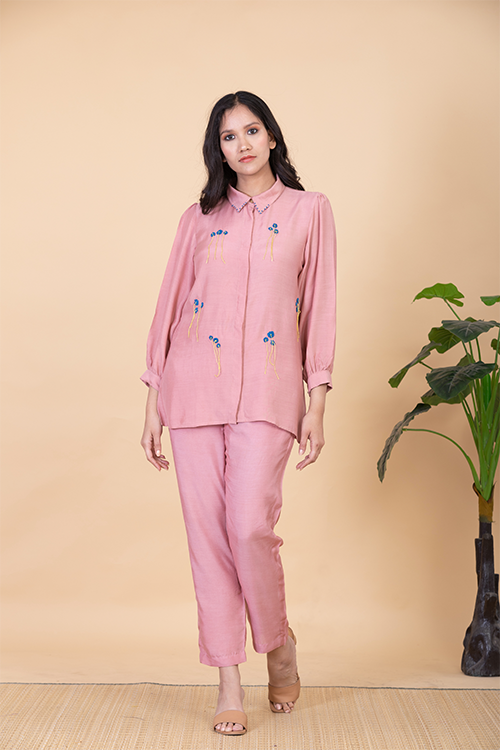 Chambray & Co.'S Naomee Applique Vegan Silk Coord Set