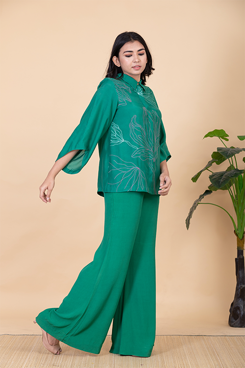 Chambray & Co.'S Emma Vegan Silk Coord Set