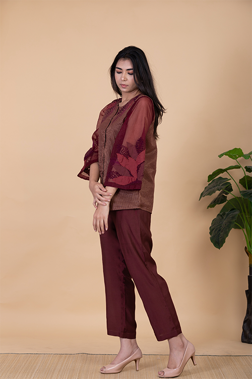 Chambray & Co.'S Daliah Applique Vegan Silk Coord Set