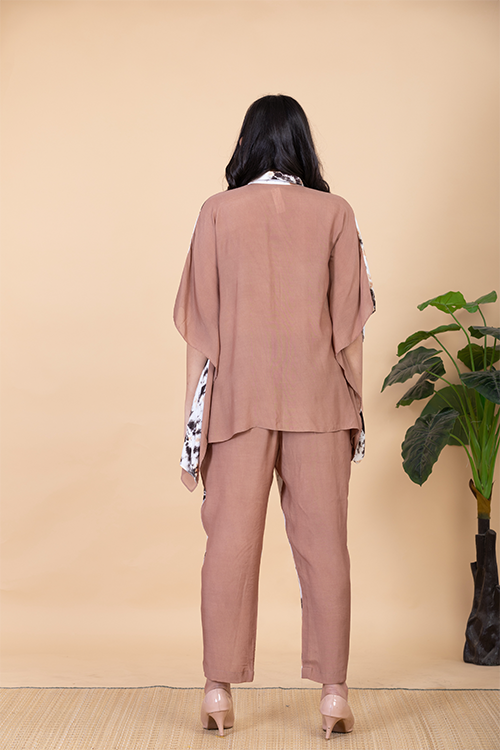 Chambray & Co.'S Kai Vegan Silk Coord Set