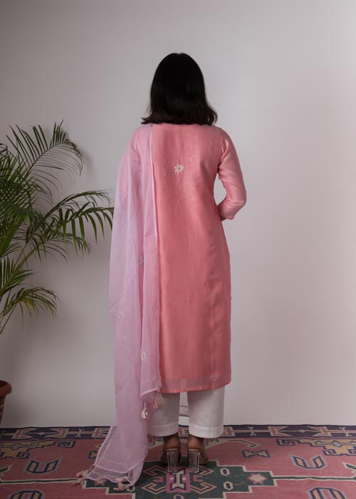 Urmul 'Carnation'Hand Embroidered carnation chanderi kurta . 2pc set (kurta and dupatta)
