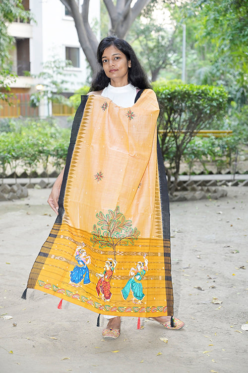 Diorama Designs Pattachitra Handpainted Cotton Handloom Ikkat Dupatta