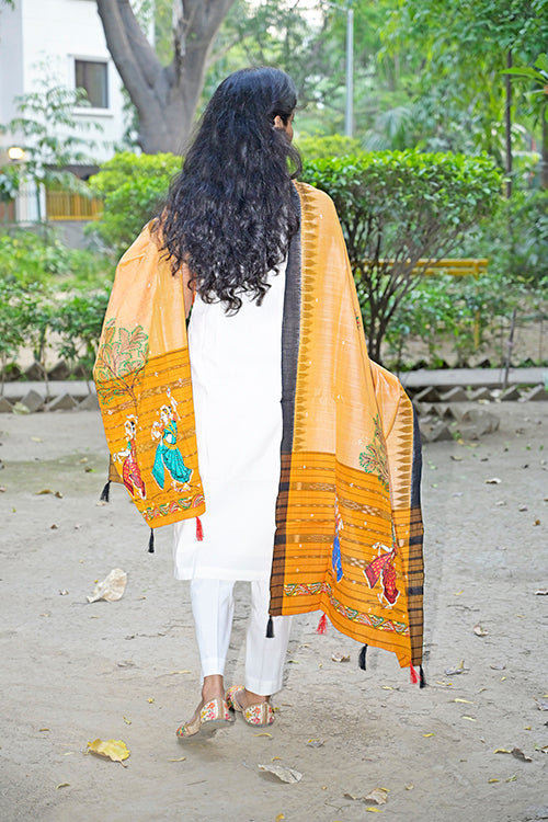 Diorama Designs Pattachitra Handpainted Cotton Handloom Ikkat Dupatta