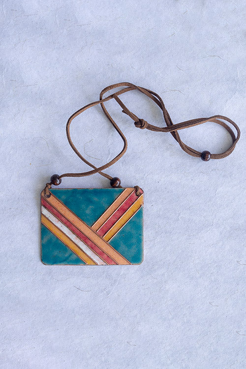 EkiBeki Retro Style copper enamel pendent with faux leather string and wooden beads-6
