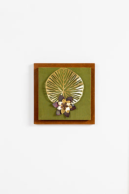 Wall Frame With One Leaf And Flower Composition