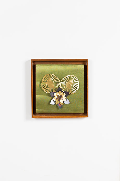 Wall Frame With Two Leaves  And Flower Composition