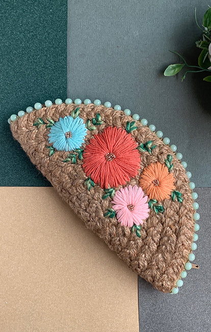 Dhaaga Pastel Bouquet in Sea Green Pearls