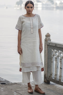  Sadhna Bindani White Long Cotton Kurta For Women Online