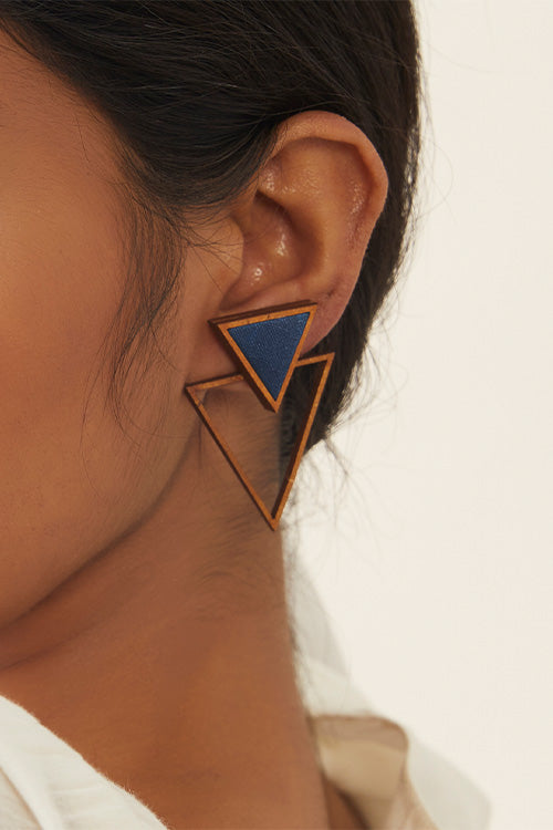 Whe Two Look in One Blue Traingle earring