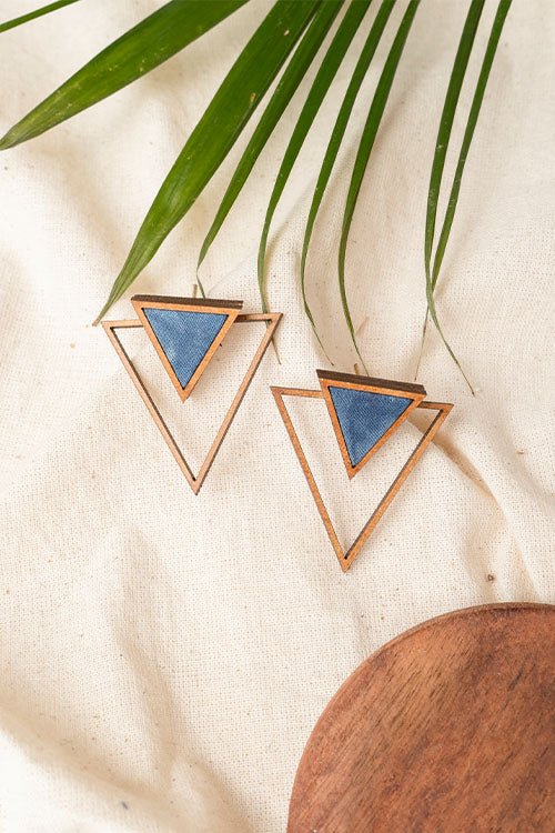 Whe Two Look in One Blue Traingle earring