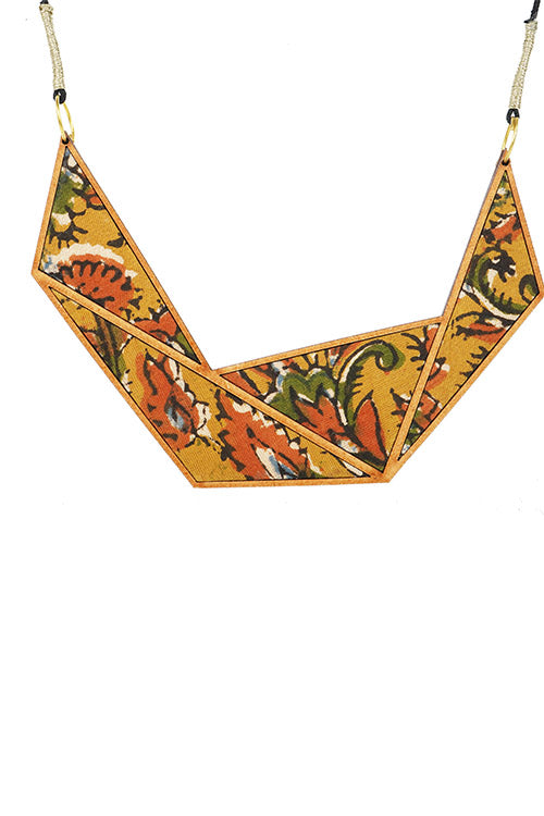 Whebyabira Connecting Triangle Kalamkari Mdf Necklace