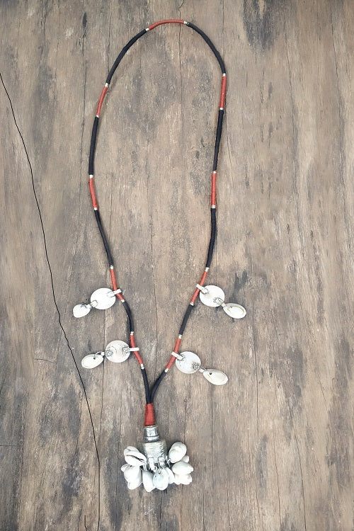 Whebyabira-Thread Necklace Black