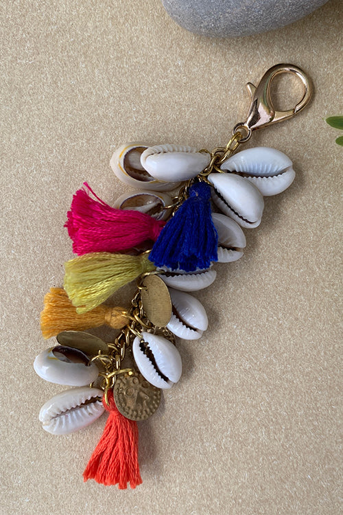 Dhaaga Multi Shell Coin keycharm