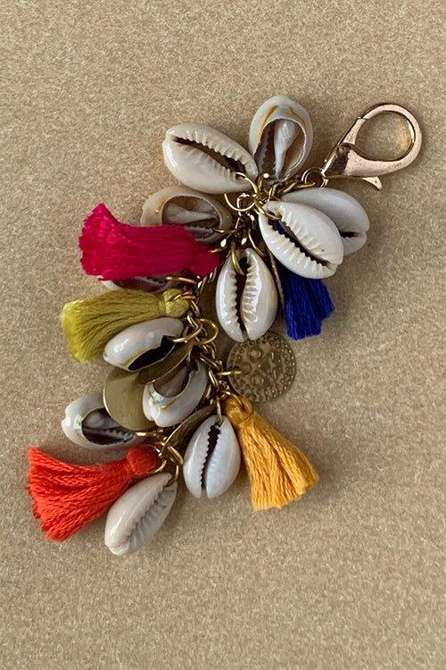 Dhaaga Multi Shell Coin keycharm