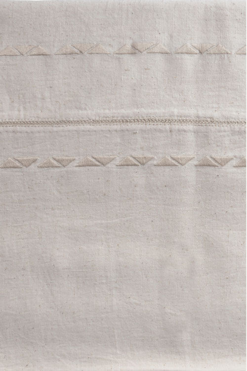 Ikai Asai-Regalia Radiance Magna -Kala Cotton Table Cloth