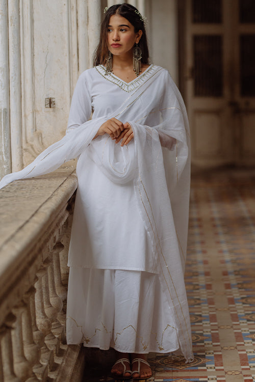 Okhai 'Starry Eyes' Gota Patti Kurta Pant Dupatta Set