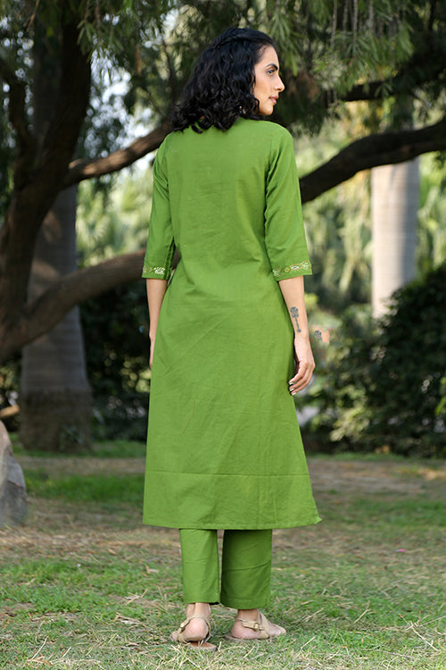 Okhai 'Vision' Hand Embroidered Kurta Pant Set