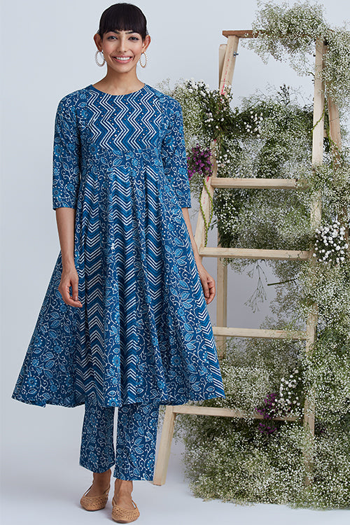 Sea Shell Blue Cotton Printed Mirror Work Kurta Pant Set For Women Online