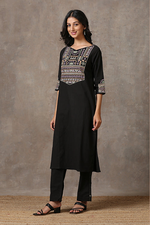 Vigorous Pure Cotton Embroidered Kurta Pant Set For Women Online