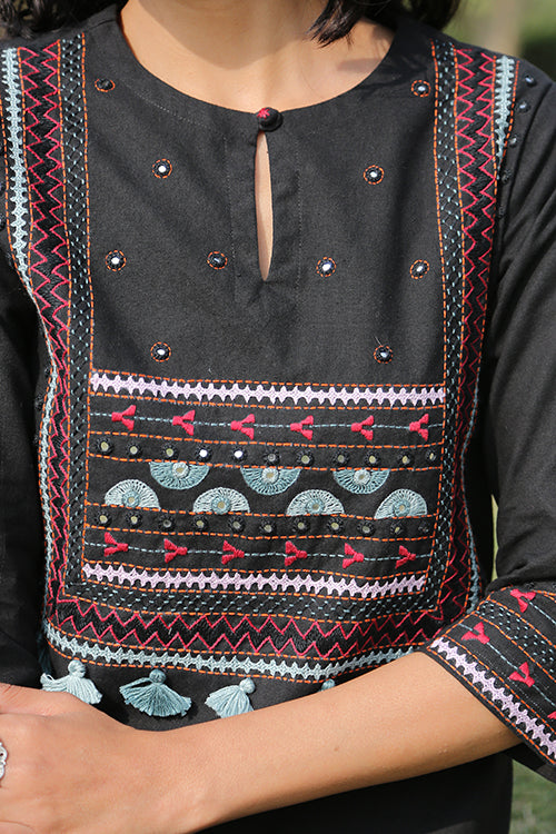 Okhai 'Rubab' Hand Embroidered Pure Cotton Kurta
