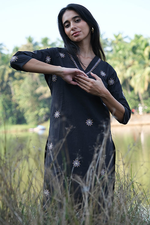 Okhai 'Songful' Pure Cotton Hand Embroidered Mirror Work Kurta