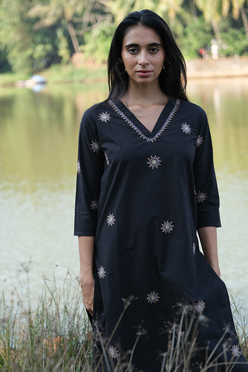 Okhai 'Songful' Pure Cotton Hand Embroidered Mirror Work Kurta