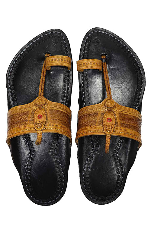 Kalapuri Mens Kolhapuri Chappal Black Base And Veni Upper Yellow