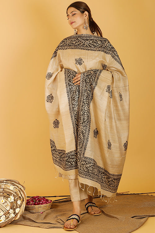 Mothila Minimal Leaves Tussar Silk Madhubani Dupatta Online