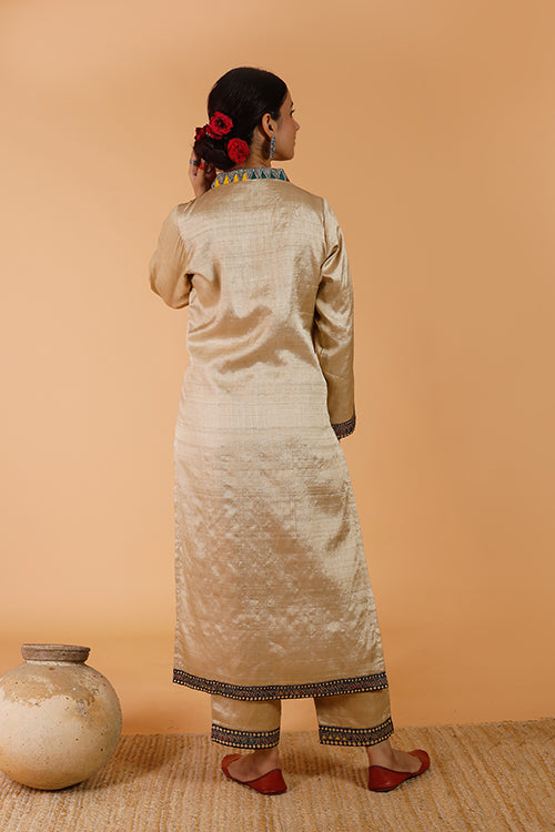 Gubbaro Handpainted Madhubani 'Radha-Krishna' Kurta