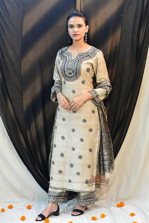 Gubbaro Painted Madhubani Flower of Mithila Tussar Silk Kurta For Women Online