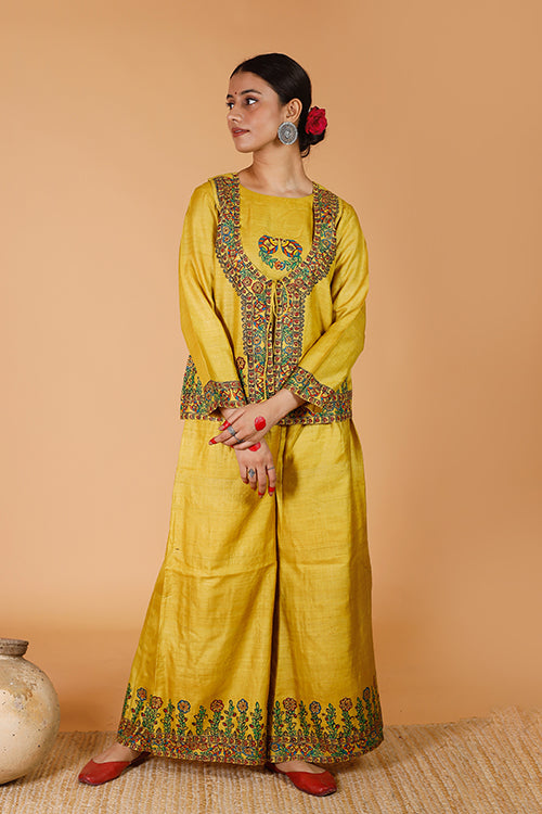 Gubbaro Handpainted Madhubani 'Sunehri Phoolwari' Tussar Silk Kurta & Bandi Set