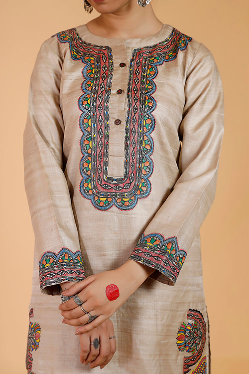 Gubbaro Handpainted Madhubani 'Kamal Nain' Tussar SIlk Kurta