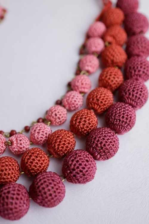 Samoolam Aadya Necklace ~ Red Ombre