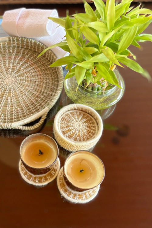 Pine Cone Handcrafted Salt Reed Coaster Set In Offwhite