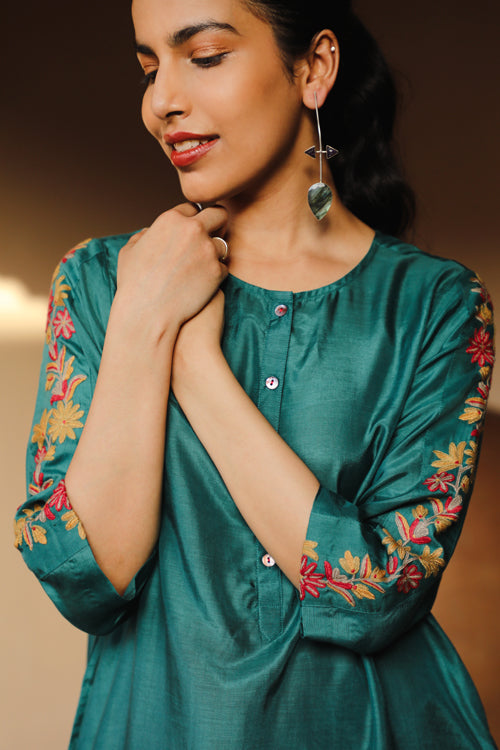 Rangsutra Juhi Teal Green Kurta With Crewel Embroidered Sleeves