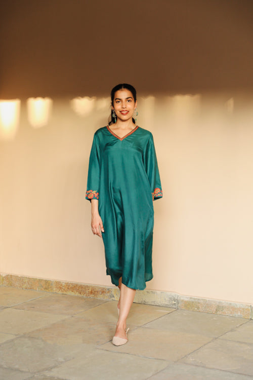 Rangsutra Juhi Teal Green Dress With Crewel Embroidery
