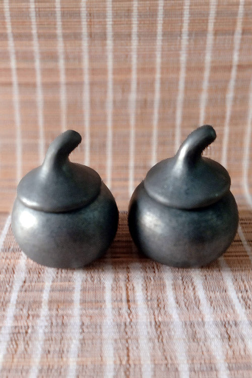Terracotta by Sachii "Longpi Black Pottery Sauce Pots Set of 2"