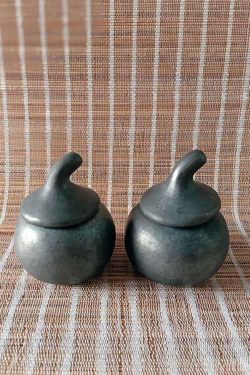 Terracotta by Sachii "Longpi Black Pottery Sauce Pots Set of 2"
