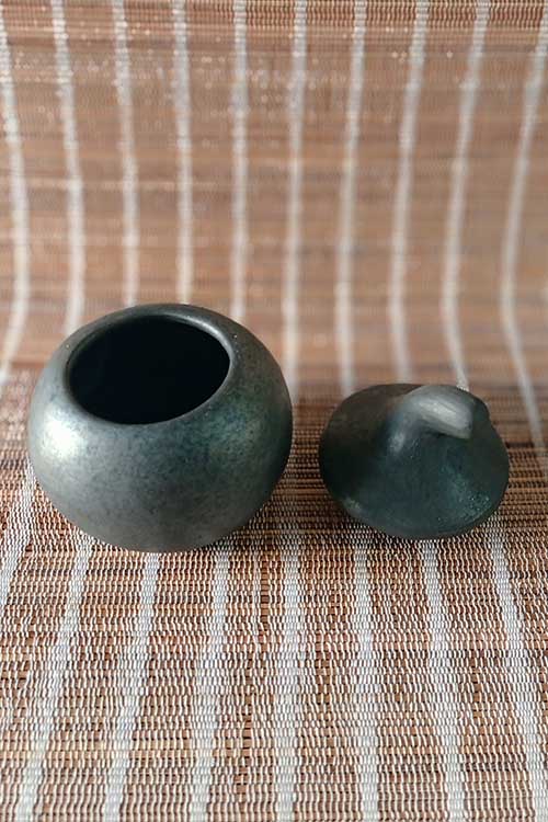 Terracotta by Sachii "Longpi Black Pottery Sauce Pots Set of 2"
