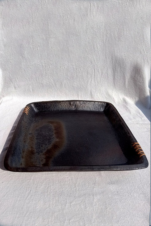 Terracotta by Sachii Longpi Black Pottery Tray Square
