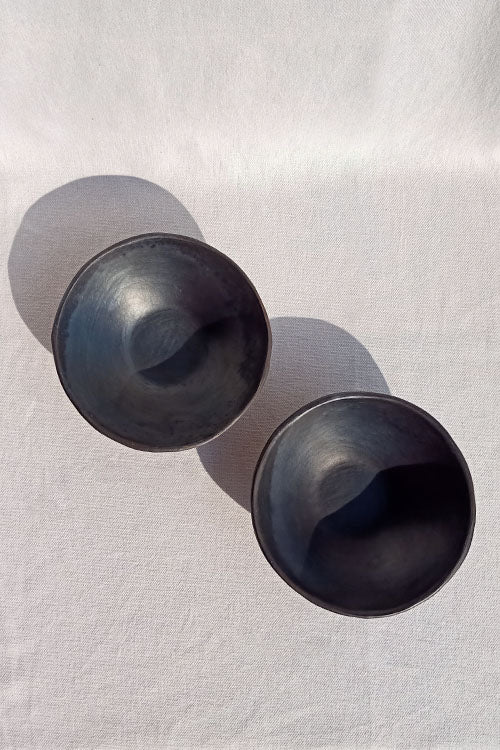 Terracotta by Sachii Longpi Black Pottery Soup/Salad Bowl