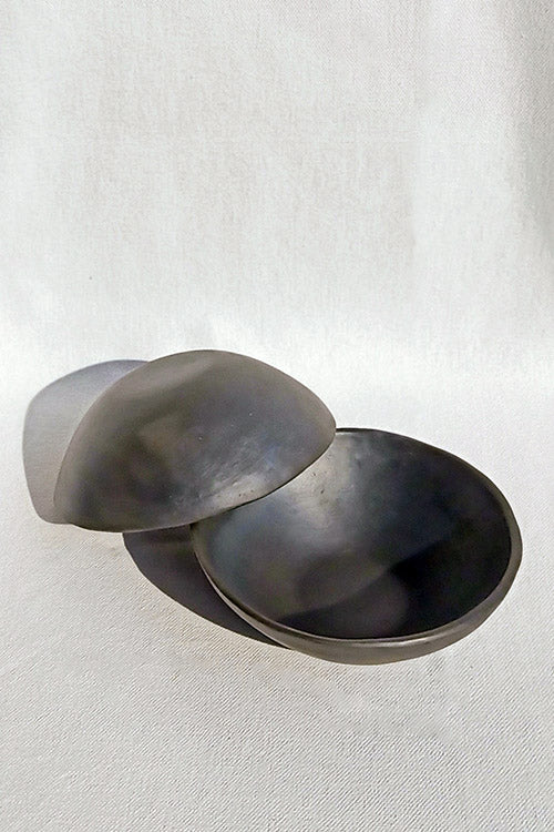 Terracotta by Sachii Longpi Black Pottery Soup/Salad Bowl