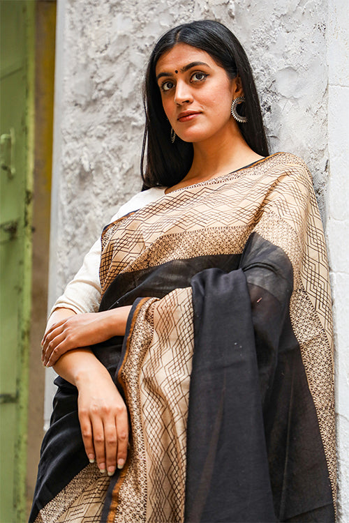 Sooti Syahi Silver Lining : BAGRU Handblock Print Chanderi Silk Saree