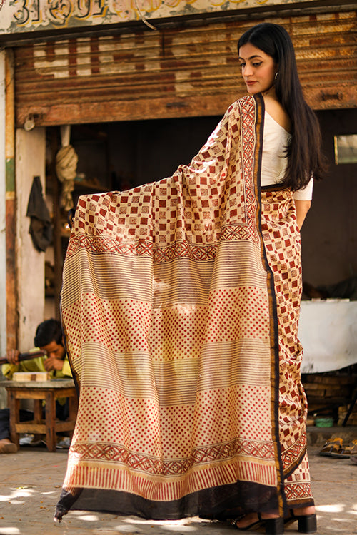 Sooti Syahi Your perfect Square : BAGRU Handblock Print Chanderi Silk Saree