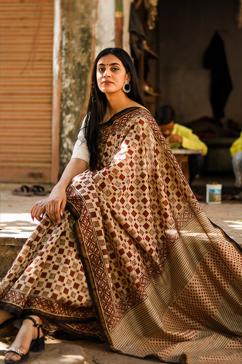 Sooti Syahi Your Perfect Square Bagru Handblock Print Chanderi Silk Saree Online
